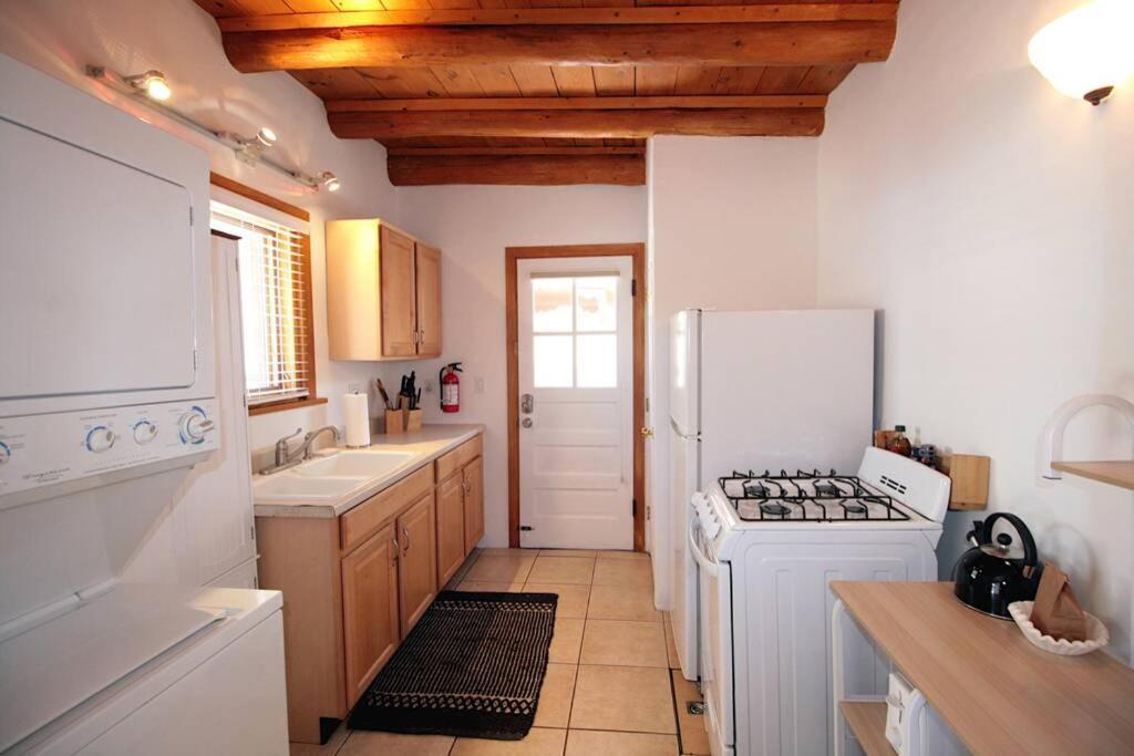 Galisteo Getaway - Courtyard - Near Railyard Villa Santa Fe Exterior photo